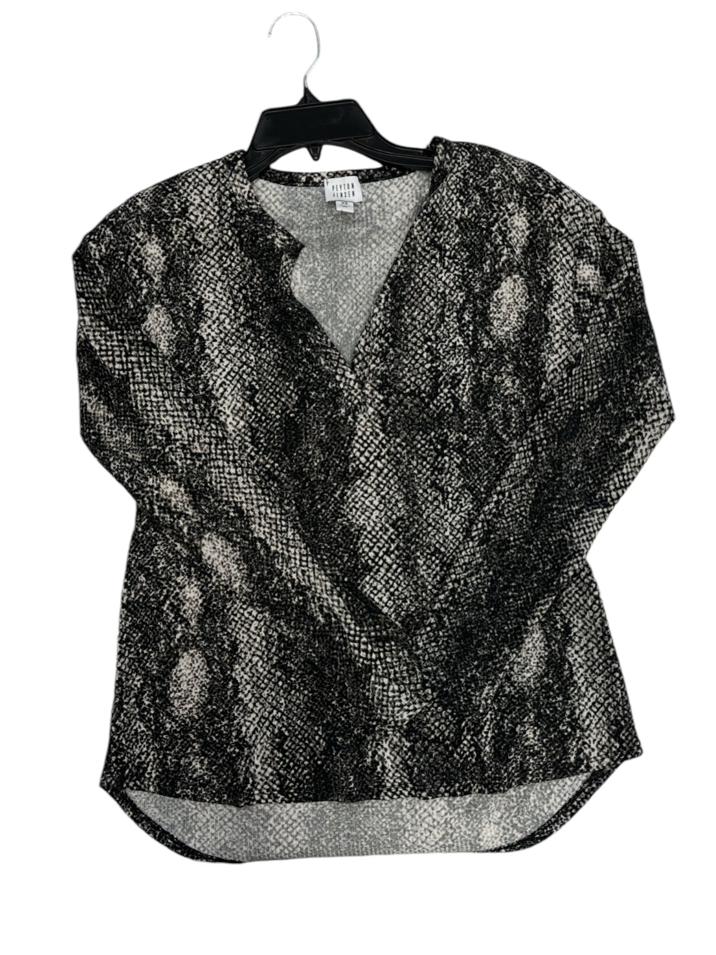 Top Long Sleeve By Peyton Jensen In Snakeskin Print, Size: Xs