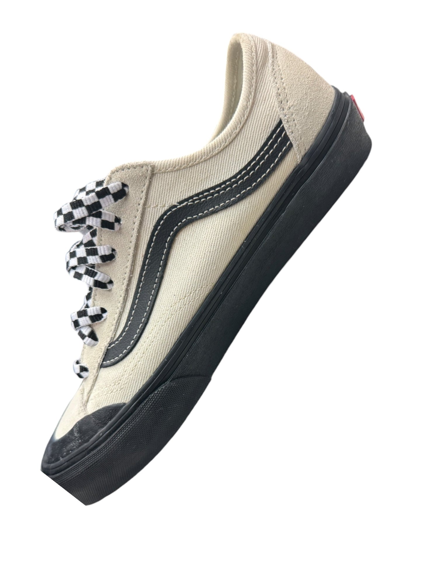 Shoes Sneakers By Vans In Black & Cream, Size: 7.5