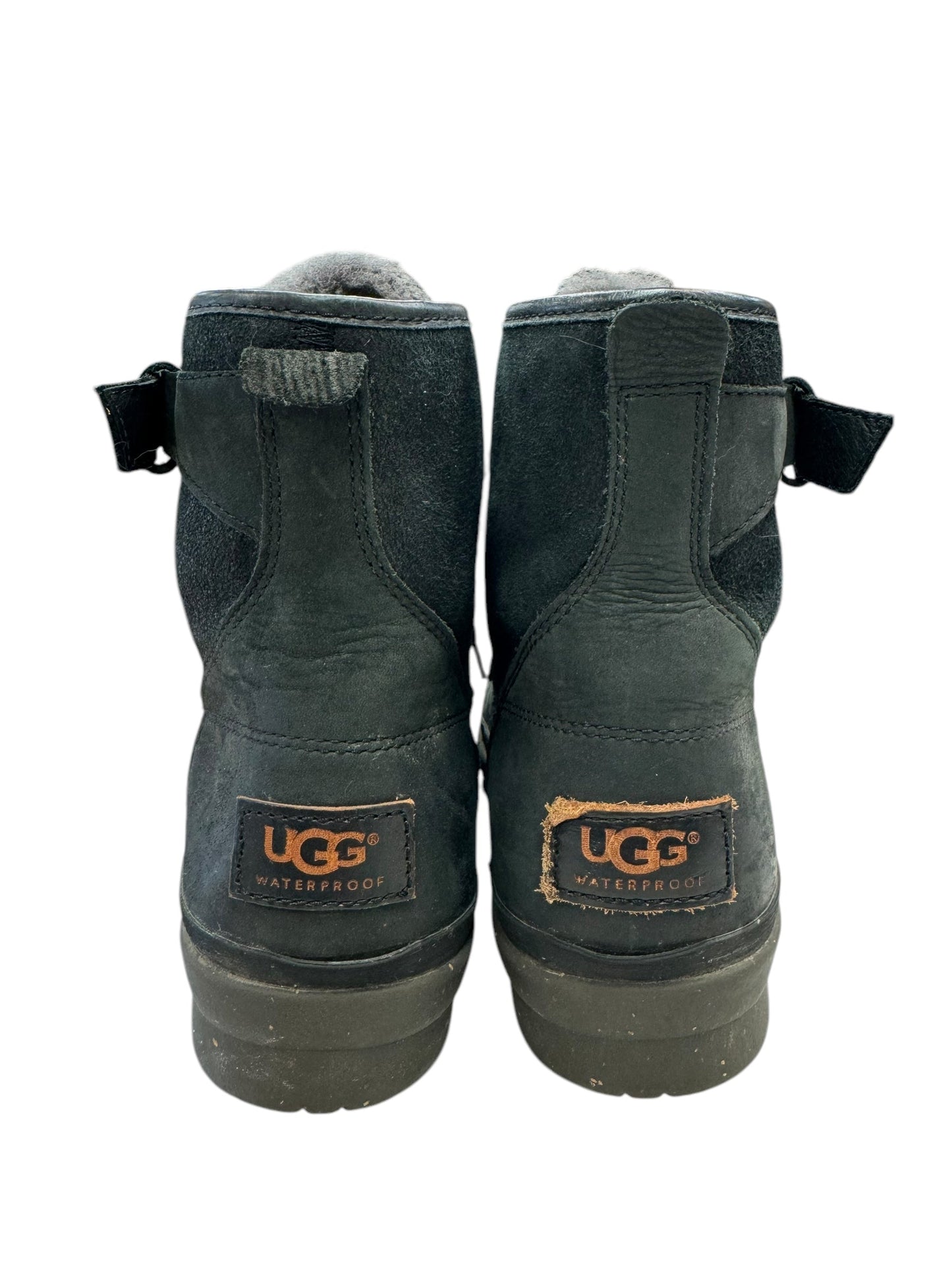 Boots Designer By Ugg In Black, Size: 9