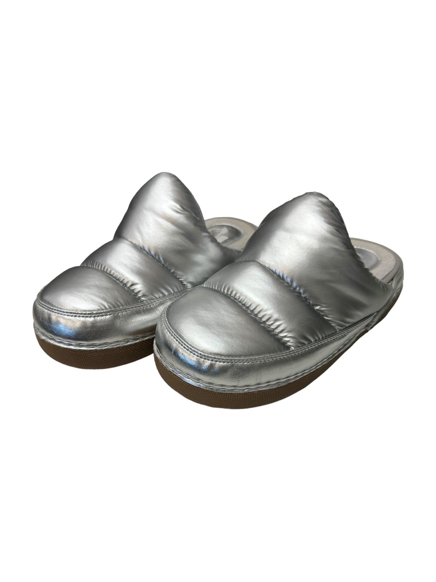 Slippers By Urban Outfitters In Silver, Size: 6