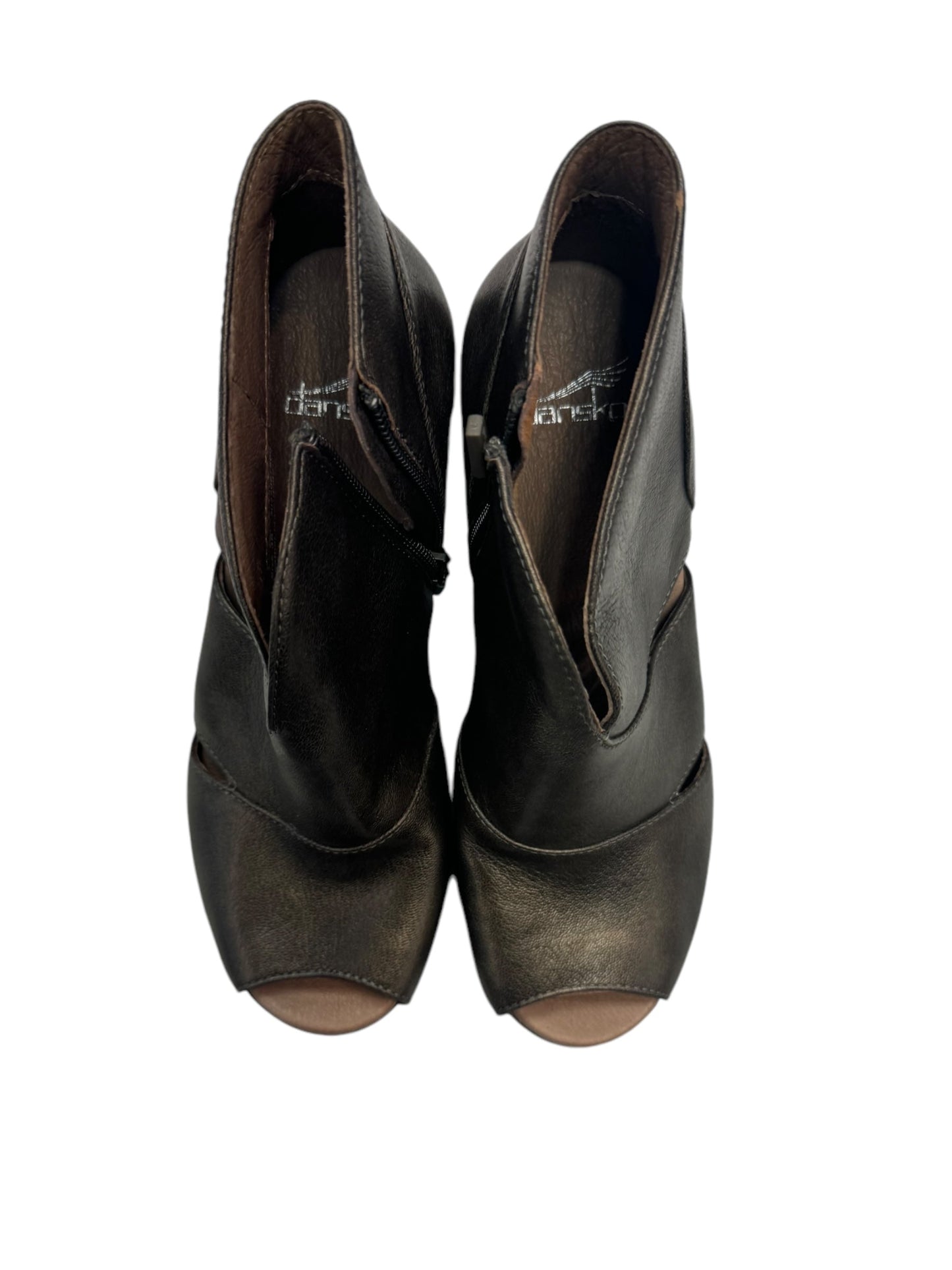 Shoes Heels Block By Dansko In Bronze, Size: 7.5