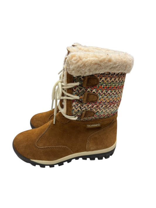 Boots Snow By Bearpaw In Brown, Size: 6