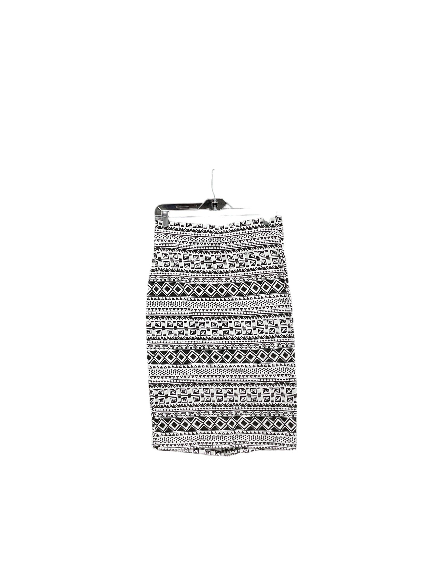 Skirt Midi By Iris In Black & White, Size: L