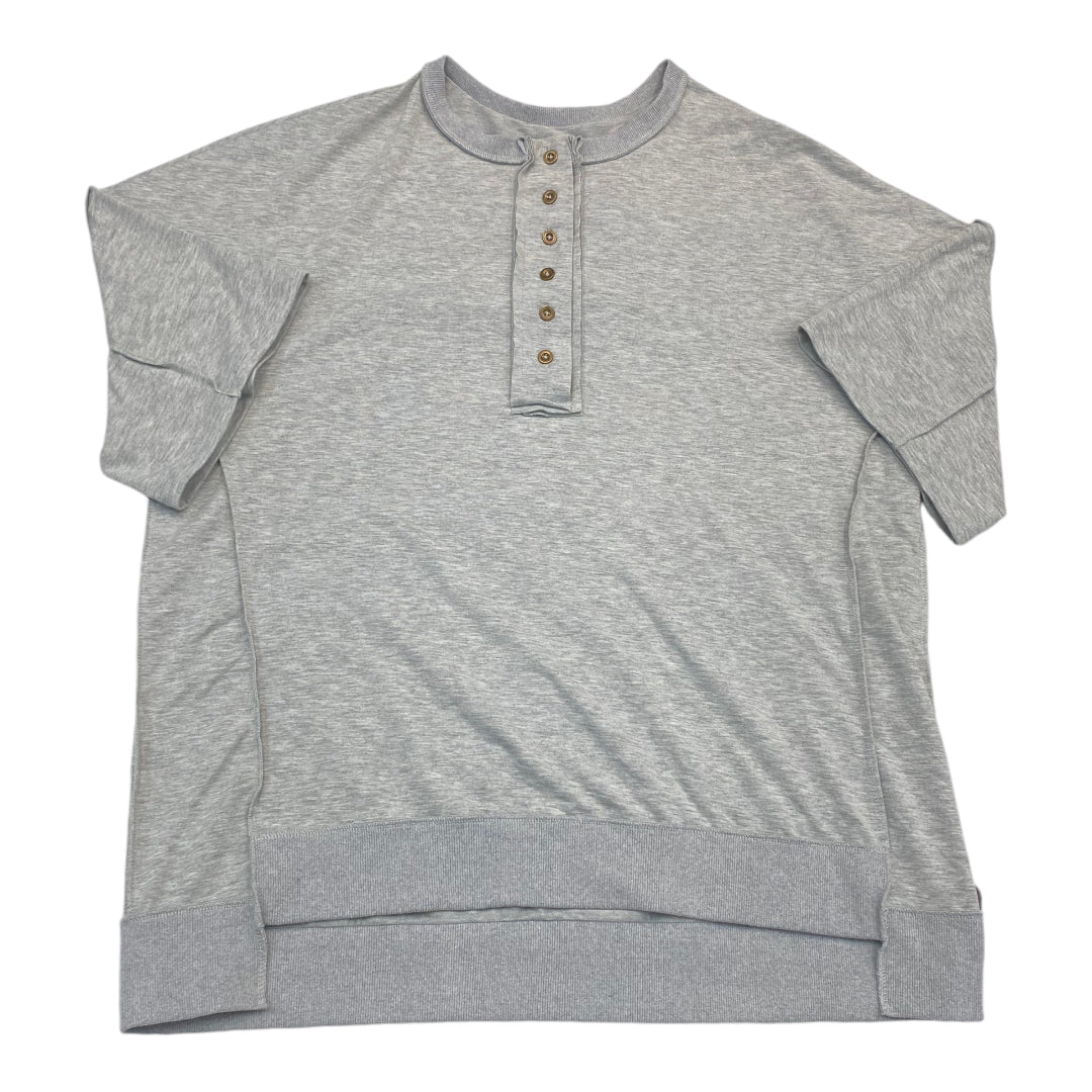 Top Short Sleeve By Clothes Mentor In Grey, Size: Xl