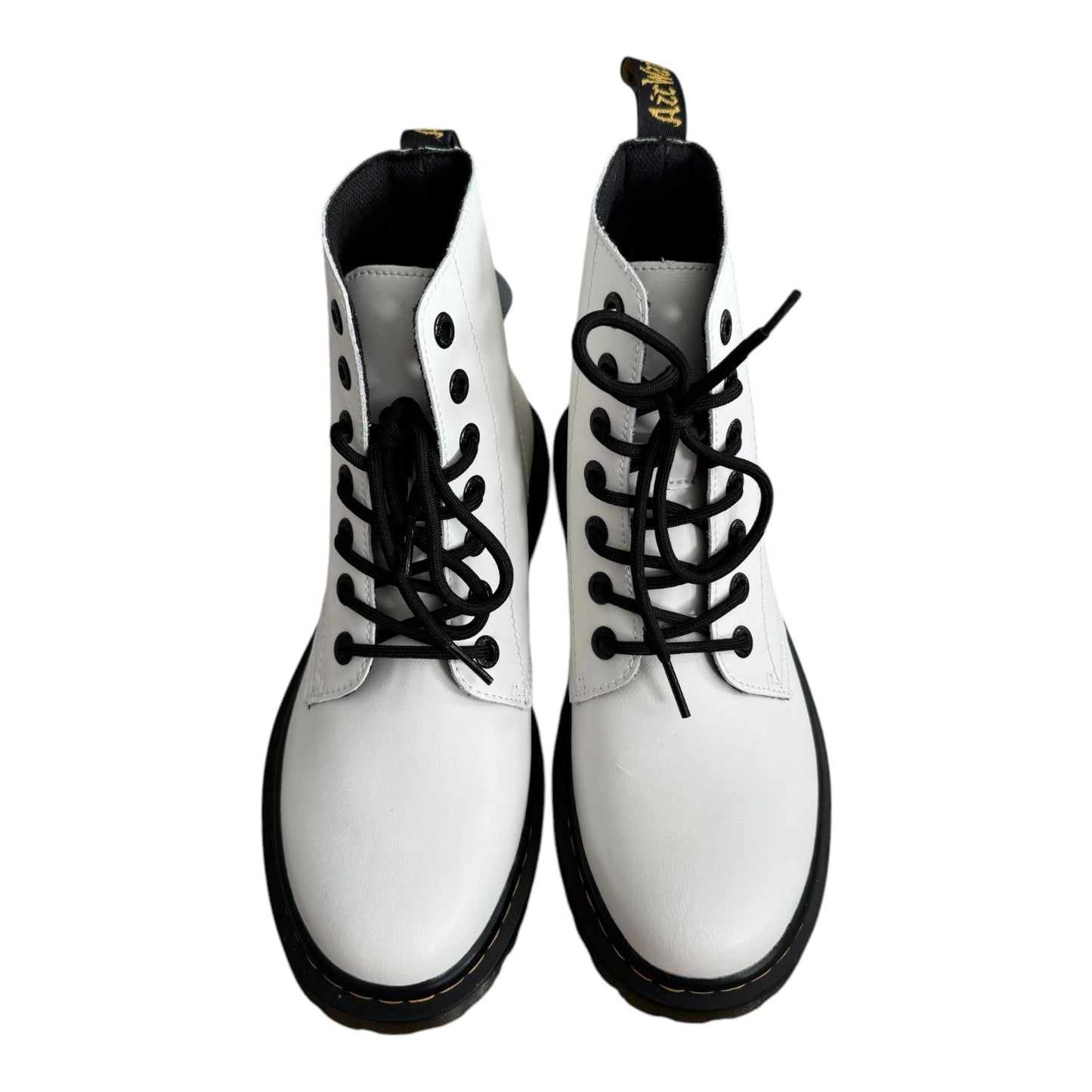 Boots Ankle Flats By Dr Martens In White, Size: 8