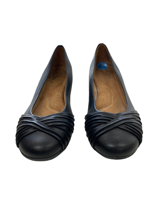 Black Shoes Flats Natural Soul, Size 6.5