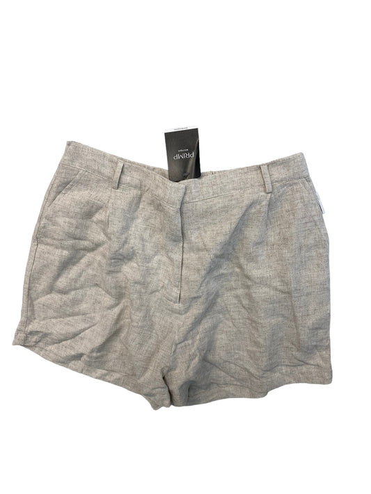 Shorts By Workshop  Size: L