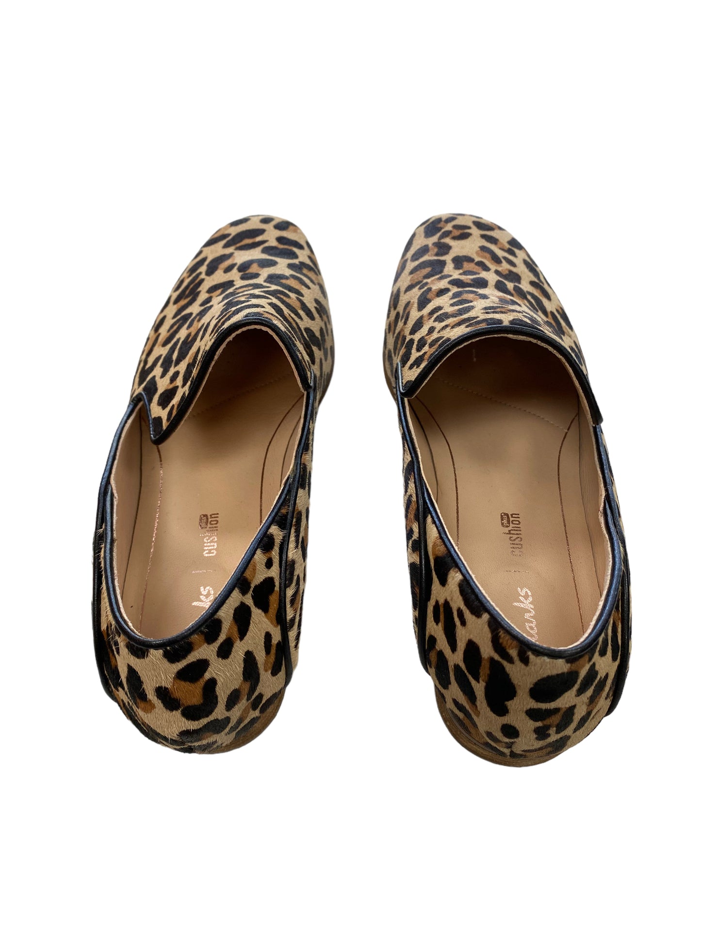 Animal Print Shoes Flats Clarks, Size 7