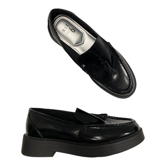 Shoes Flats By Mix No 6  Size: 10