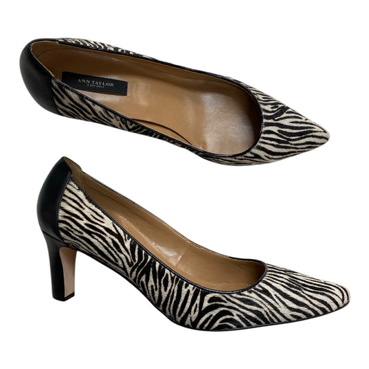 Shoes Heels Block By Ann Taylor In Animal Print, Size: 9