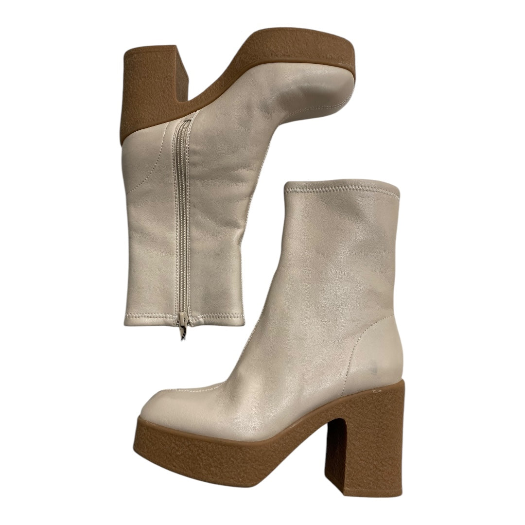 Boots Ankle Heels By Chinese Laundry In Cream, Size: 6