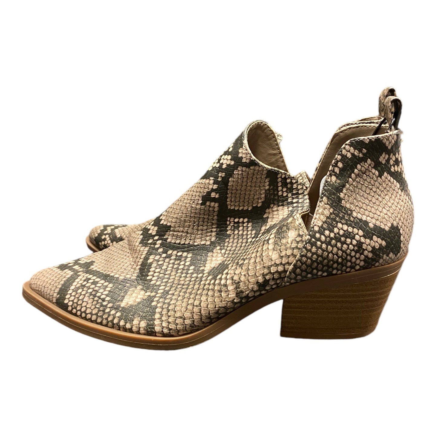 Boots Ankle Heels By Universal Thread In Snakeskin Print, Size: 7.5