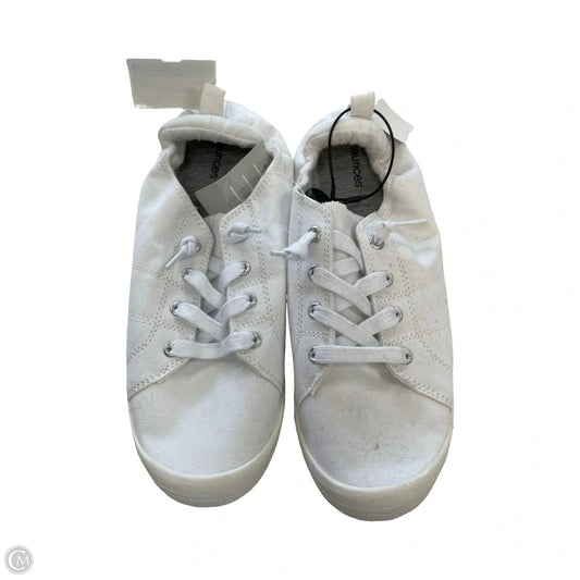 Shoes Athletic By Maurices In White, Size: 11