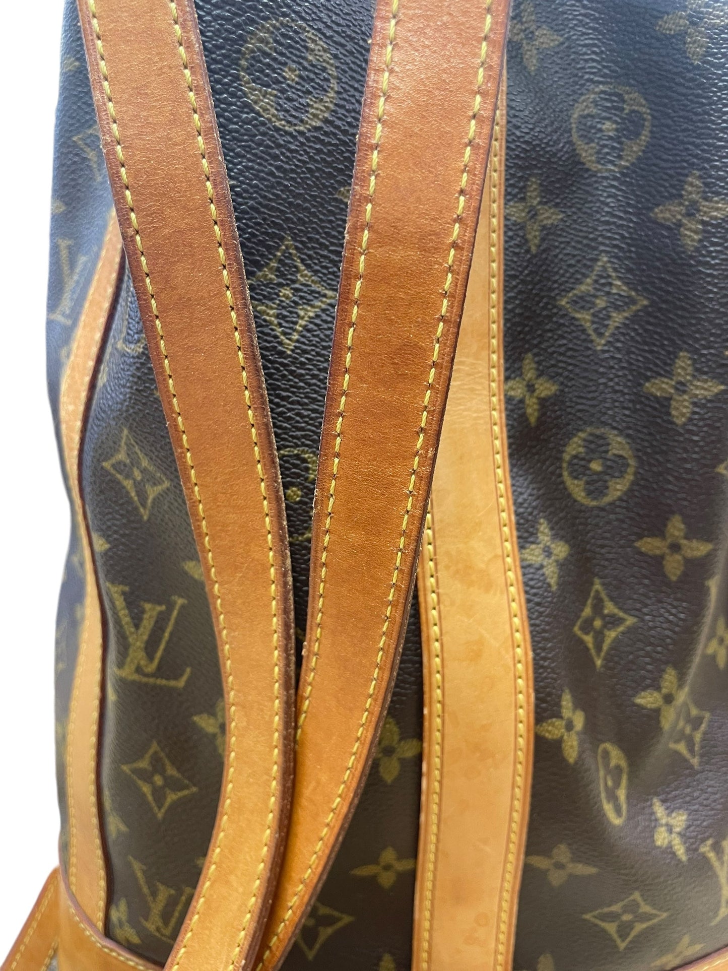 Handbag Luxury Designer By Louis Vuitton, Size: Medium