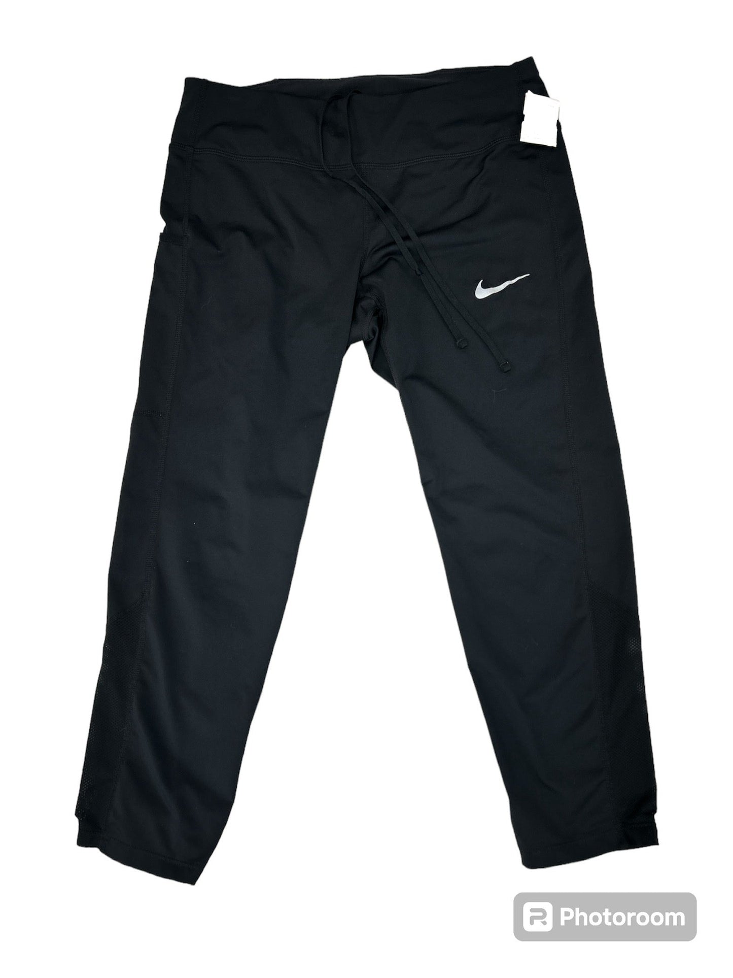 Black Athletic Capris Nike Apparel, Size M