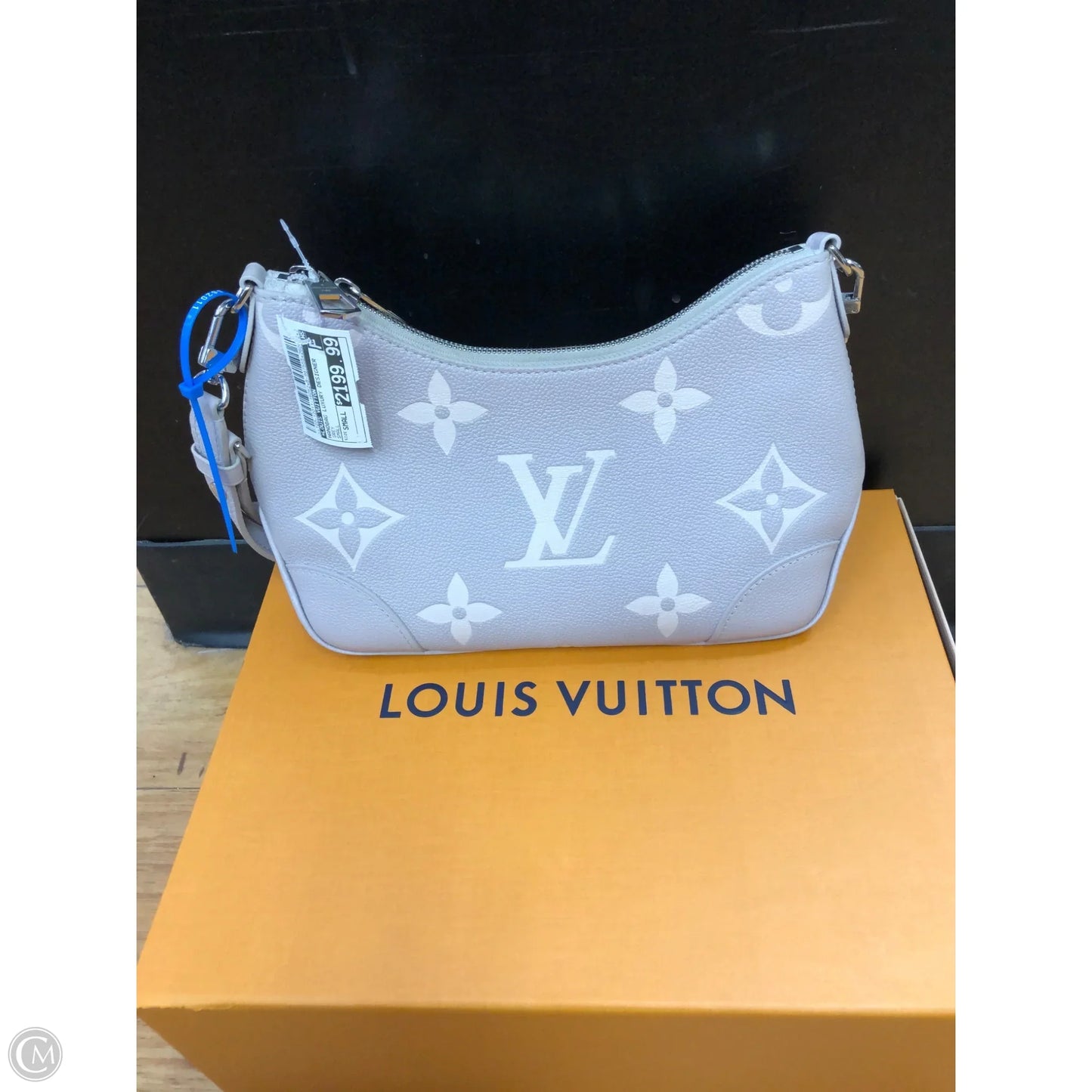 Handbag Luxury Designer By Louis Vuitton, Size: Small