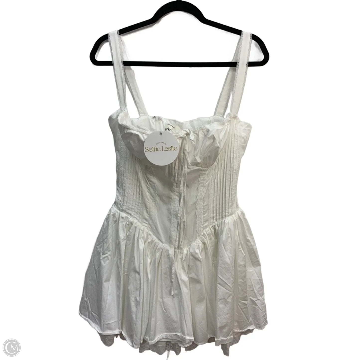 Dress Casual Short By Clothes Mentor In White, Size: L