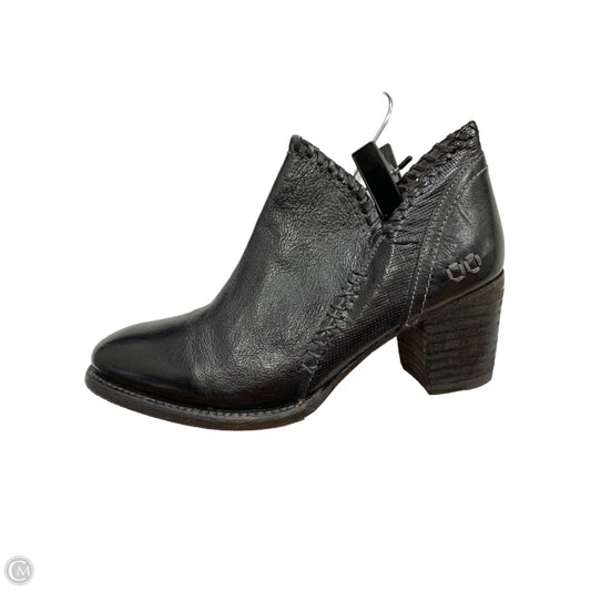 Boots Ankle Heels By Bed Stu In Black, Size: 9