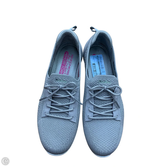 Shoes Sneakers By Skechers In Grey, Size: 8