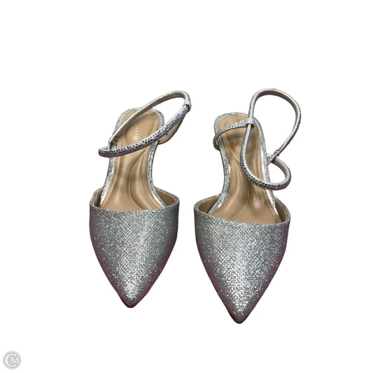 Shoes Heels Kitten By Kelly And Katie In Silver, Size: 7