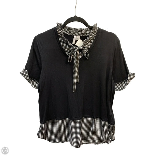Top Short Sleeve By Elle In Black, Size: L