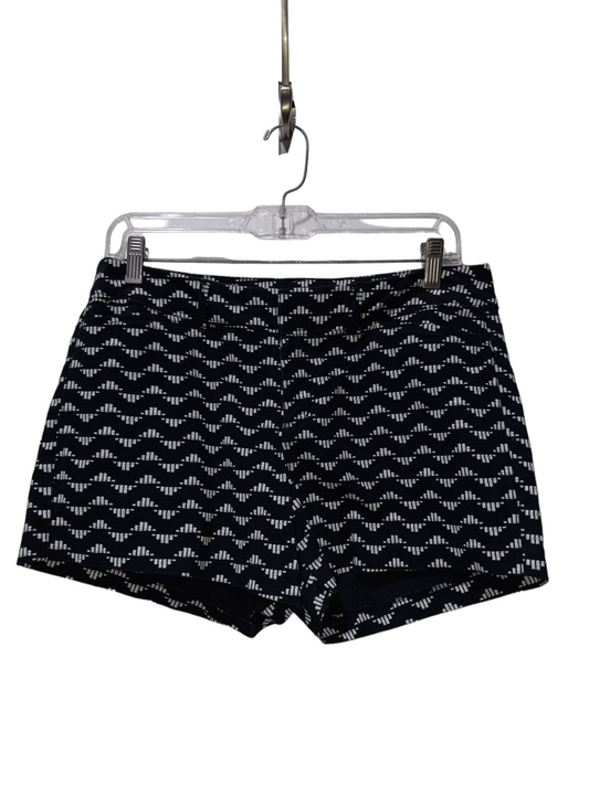 Black & White Shorts Old Navy, Size 4