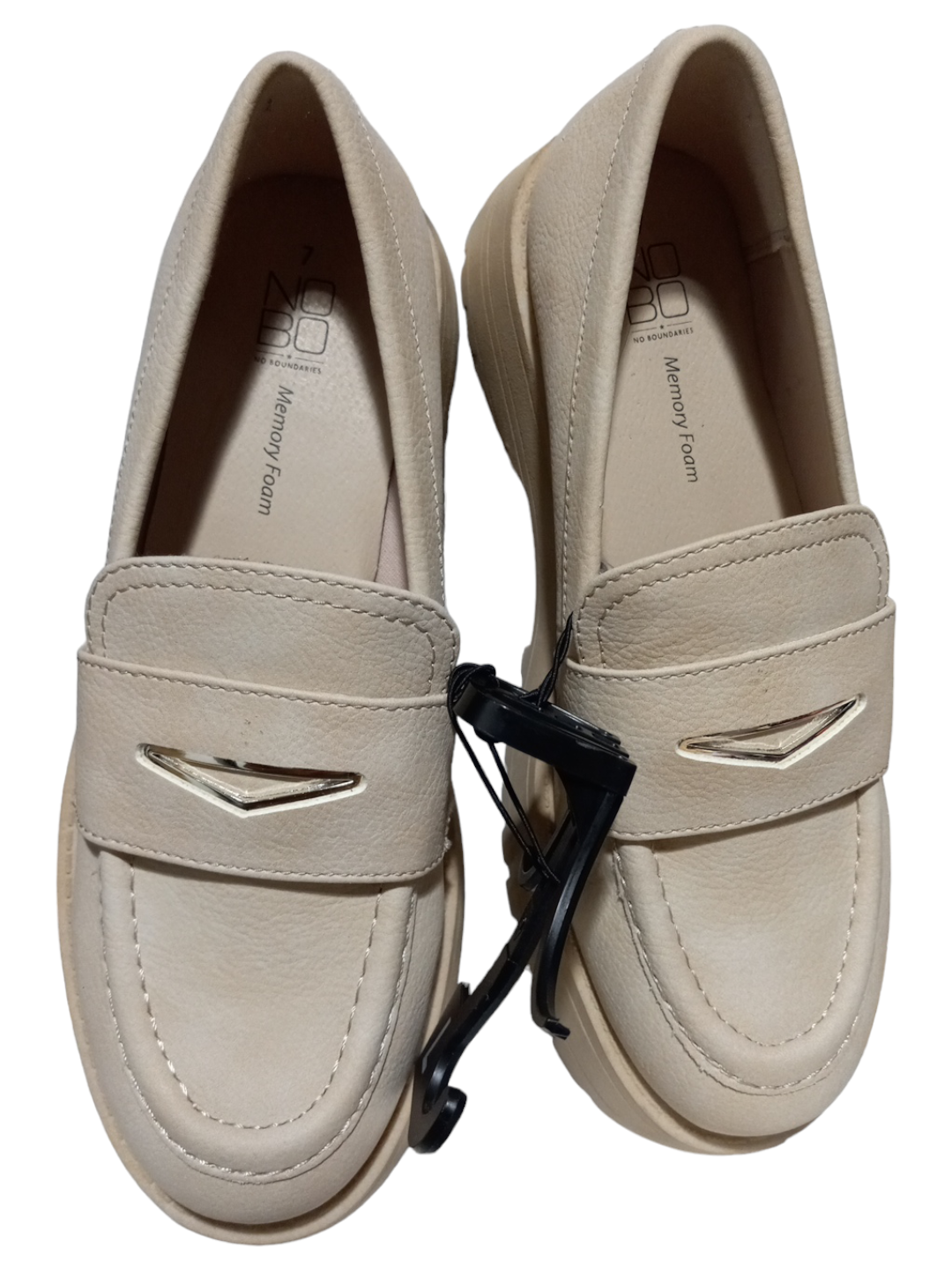 Cream Shoes Flats No Boundaries, Size 7