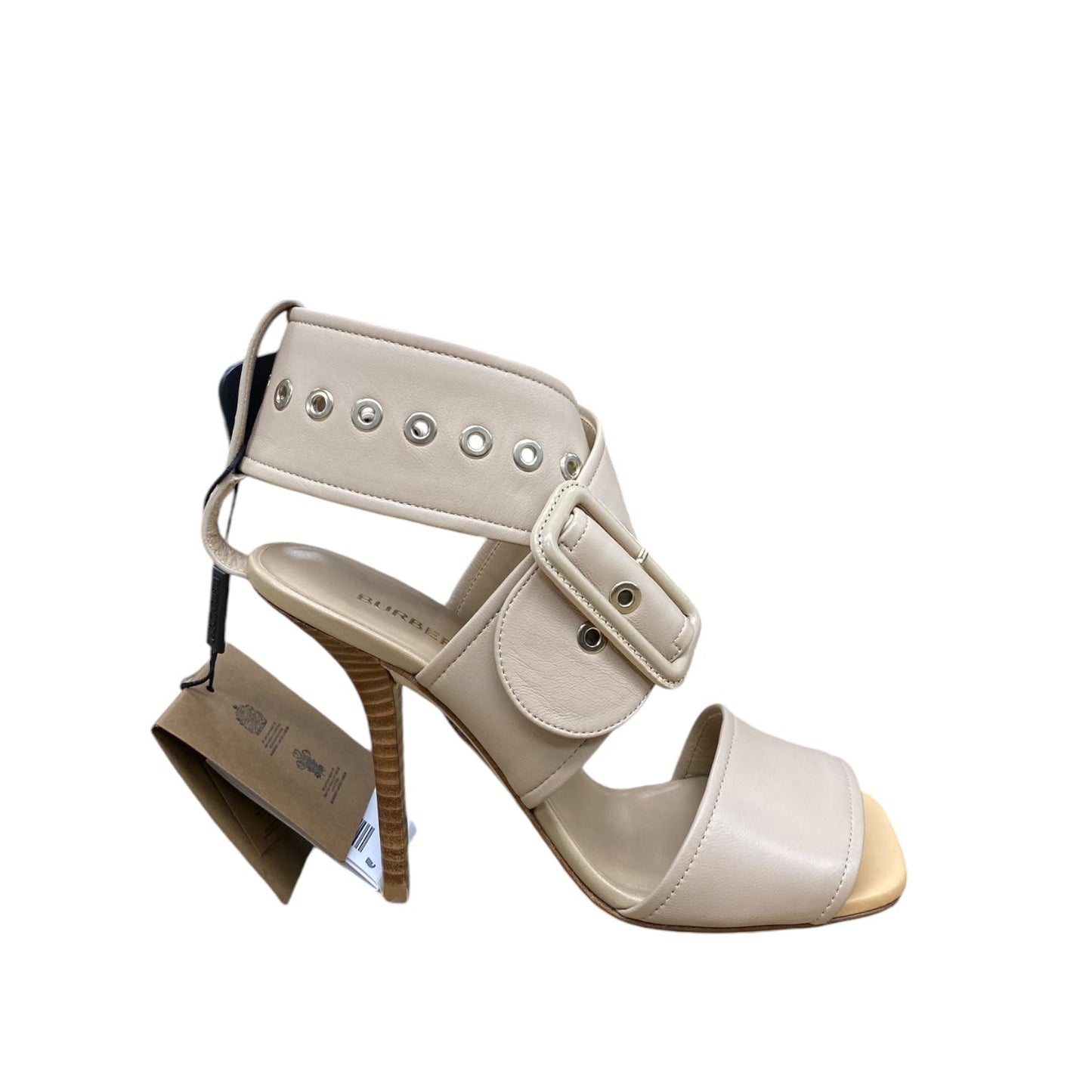 Shoes Luxury Designer By Burberry In Beige, Size: 5.5