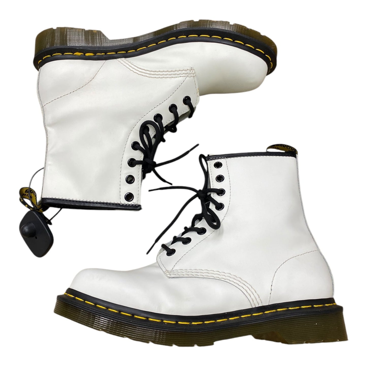 Boots Ankle Flats By Dr Martens In White, Size: 8