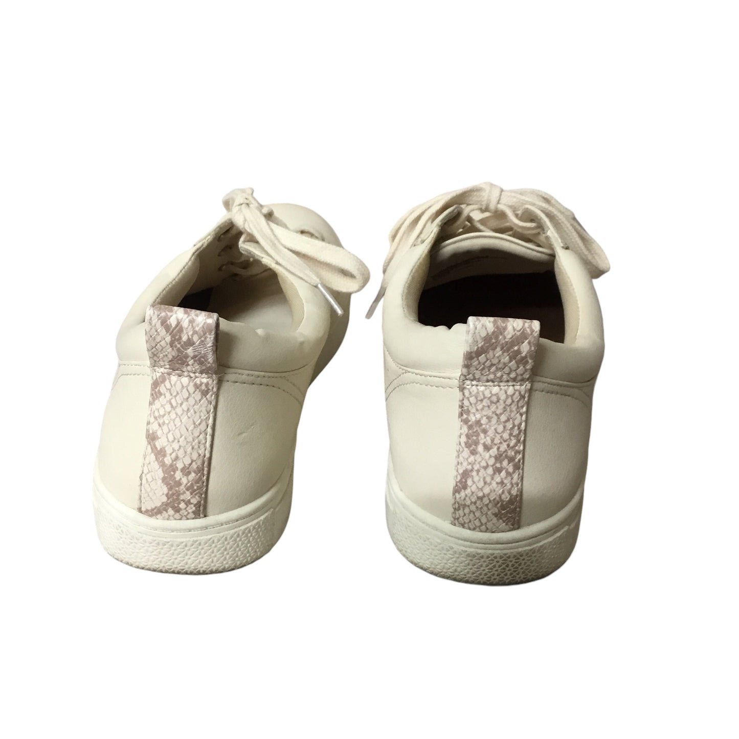 Shoes Sneakers By Susina In Cream, Size: 10