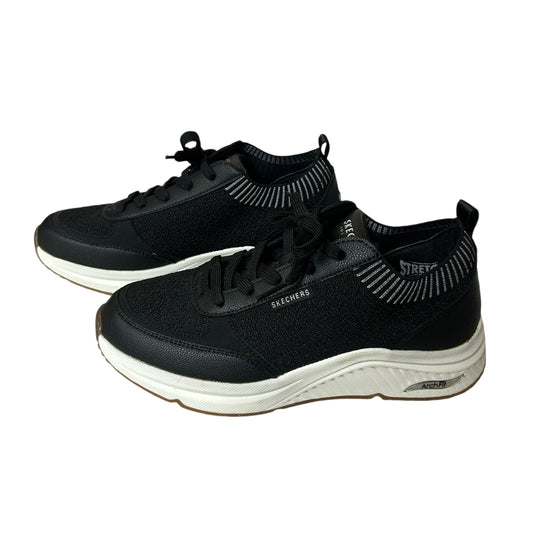 Shoes Sneakers By Skechers In Black, Size: 8