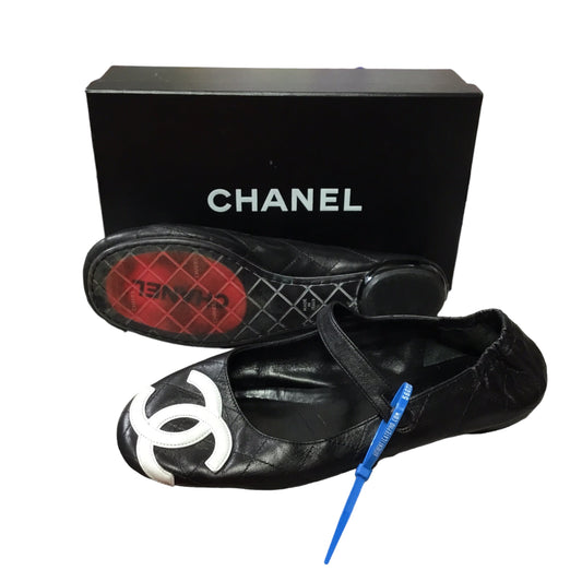 Shoes Luxury Designer By Chanel In Black, Size: 9