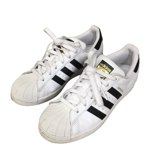 Shoes Sneakers By Adidas In Black & White, Size: 6