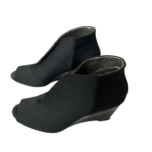 Shoes Heels Wedge By Bandolino In Black, Size: 8.5