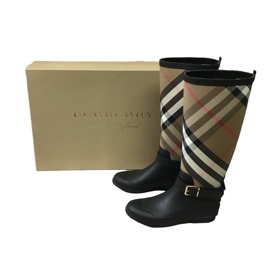 Plaid Pattern Boots Designer Burberry, Size 5