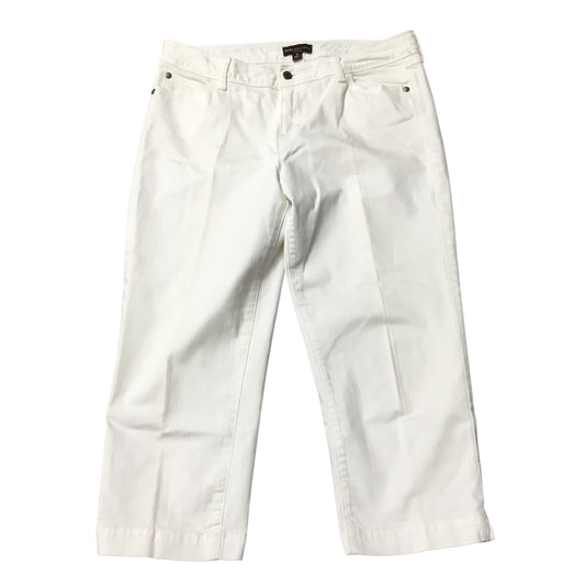 Jeans Cropped By Dana Buchman In White Denim, Size: 14