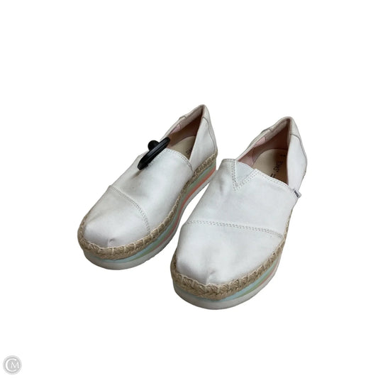 Shoes Flats By Toms In White, Size: 8