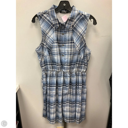 Dress Casual Short By Doe & Rae In Plaid Pattern, Size: L
