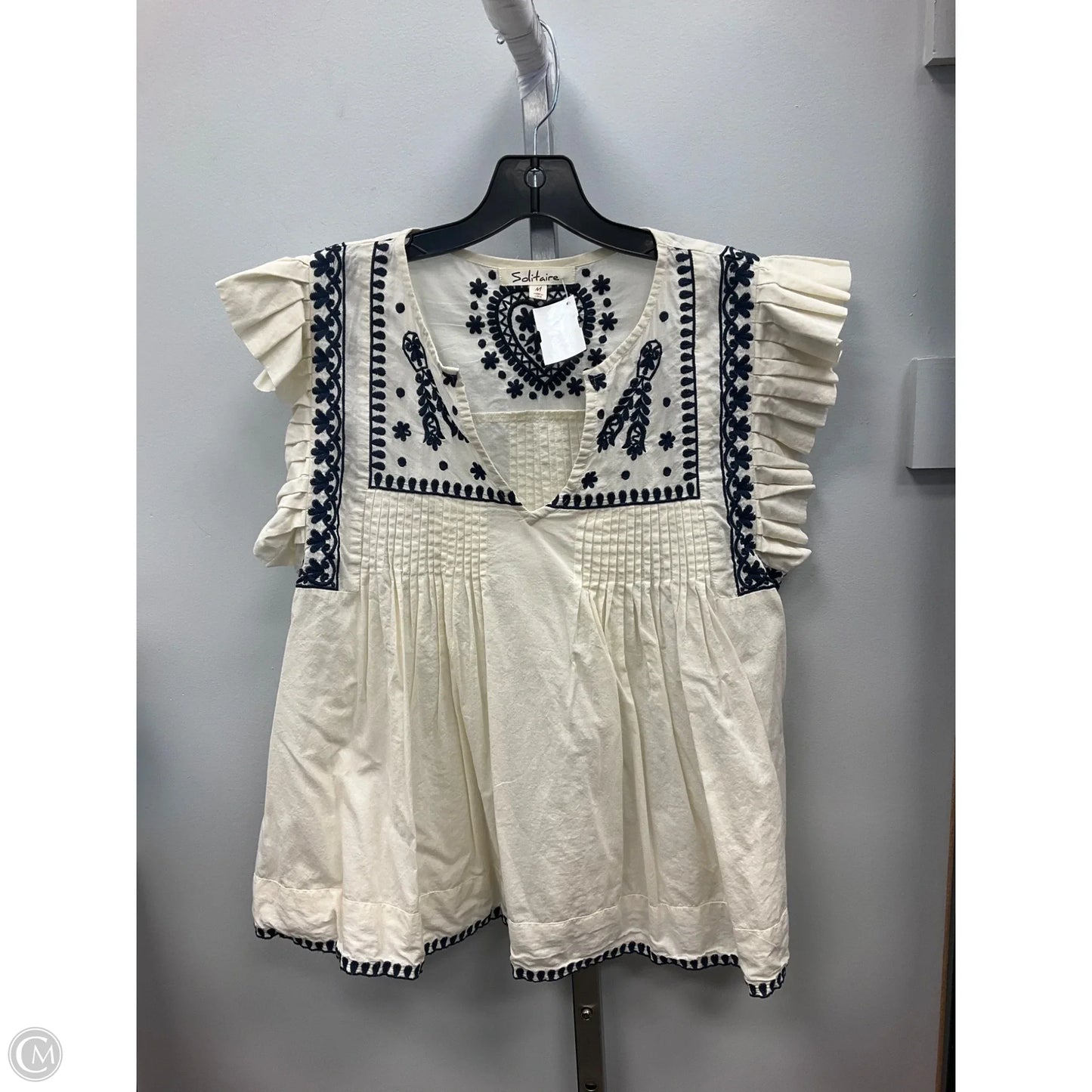 Top Short Sleeve By Solitaire In Blue & Cream, Size: M
