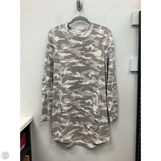 Nightgown By Athleta In Camouflage Print, Size: M
