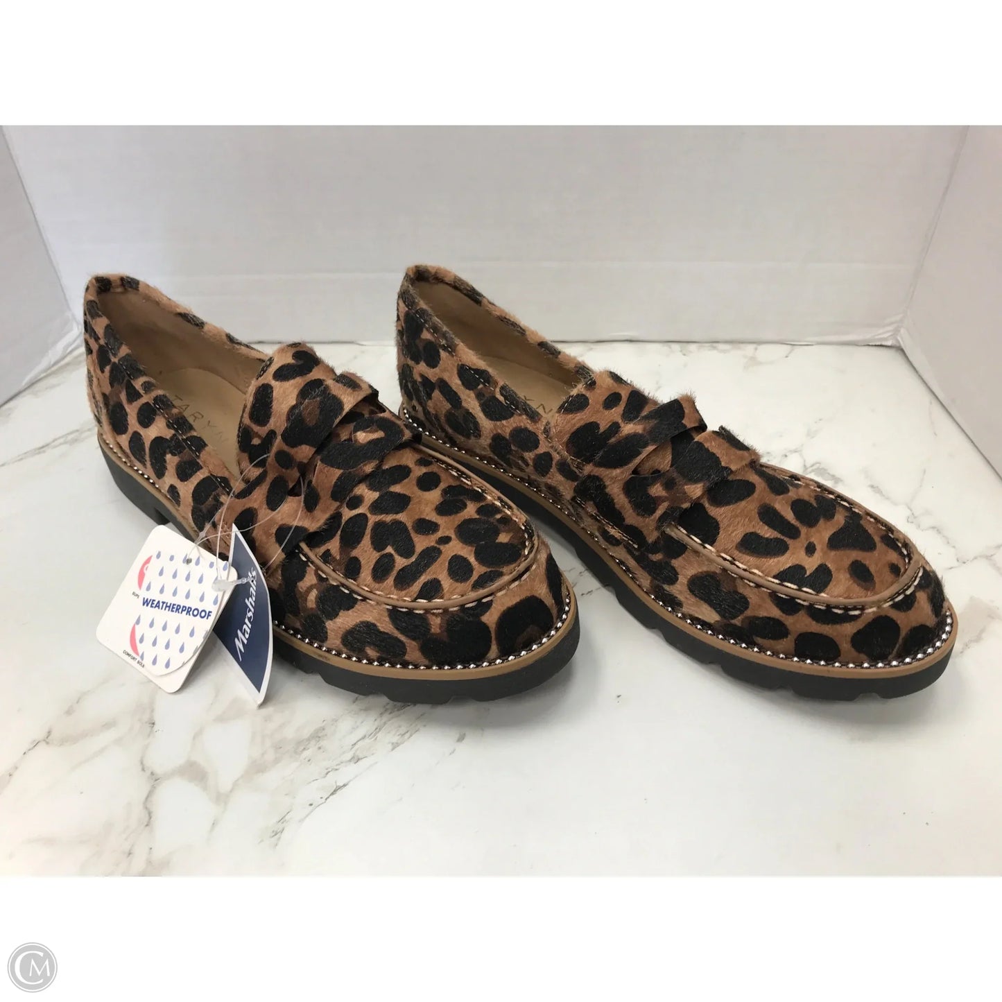Shoes Flats By Clothes Mentor In Animal Print, Size: 7.5