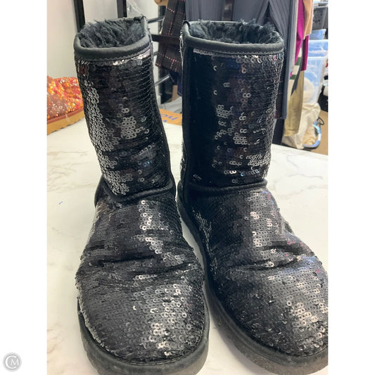 Boots Designer By Ugg In Black, Size: 8