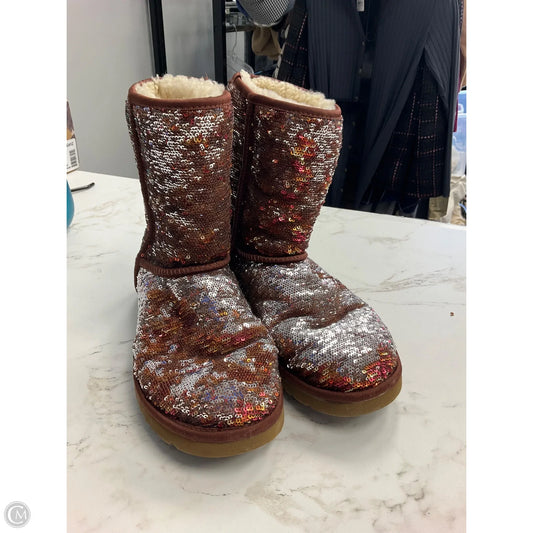 Boots Designer By Ugg In Brown, Size: 8