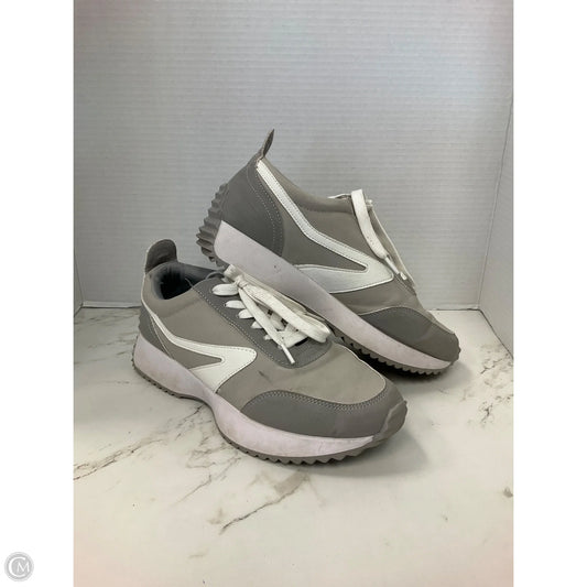 Shoes Sneakers By Dolce Vita In Grey, Size: 9