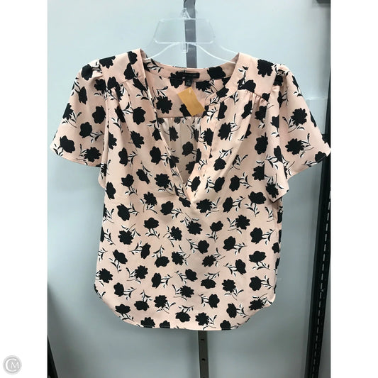 Top Short Sleeve By Ann Taylor In Peach, Size: Xs