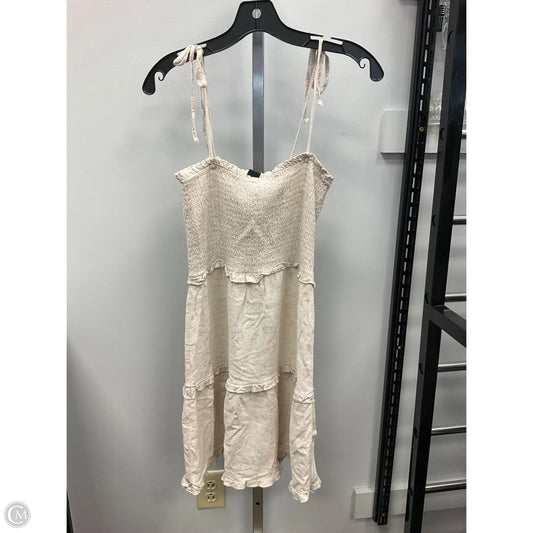 Dress Casual Short By Wild Fable In Beige, Size: M