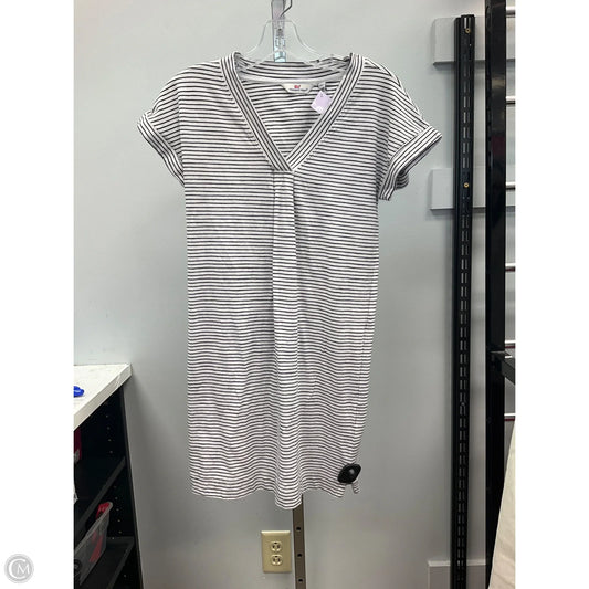 Dress Casual Short By Vineyard Vines In Striped Pattern, Size: Xxs