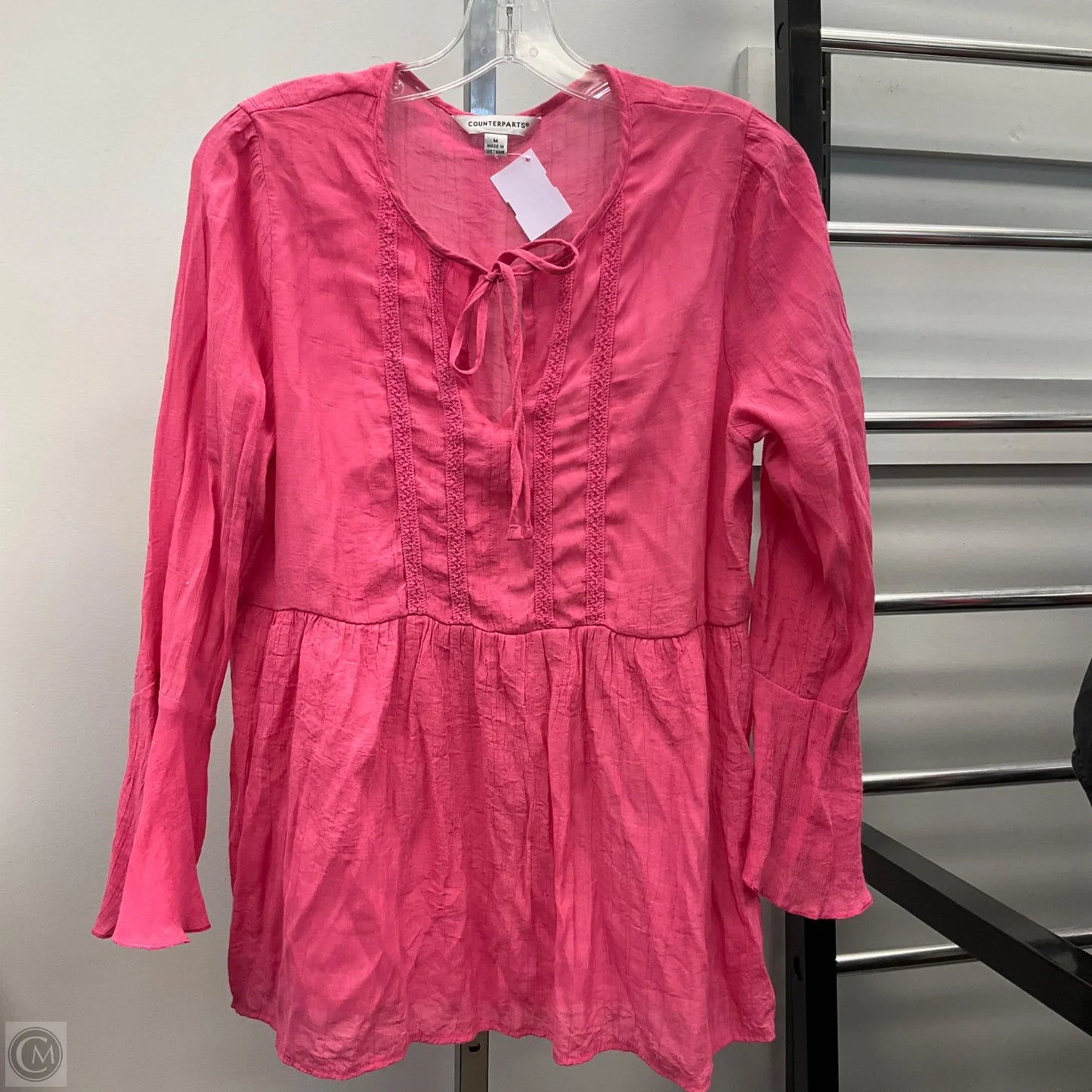 Top Long Sleeve By Counterparts In Pink, Size: M