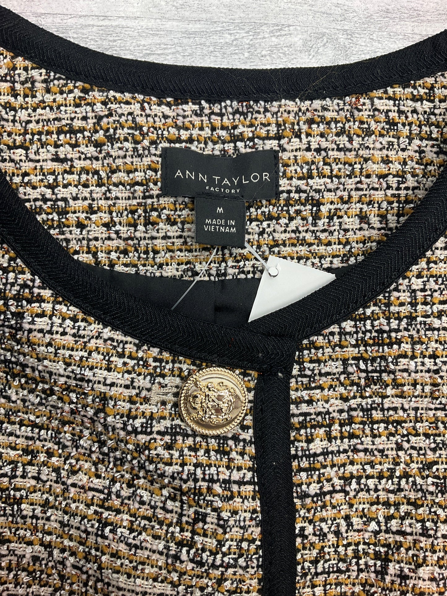 Blazer By Ann Taylor In Black & Gold, Size: M