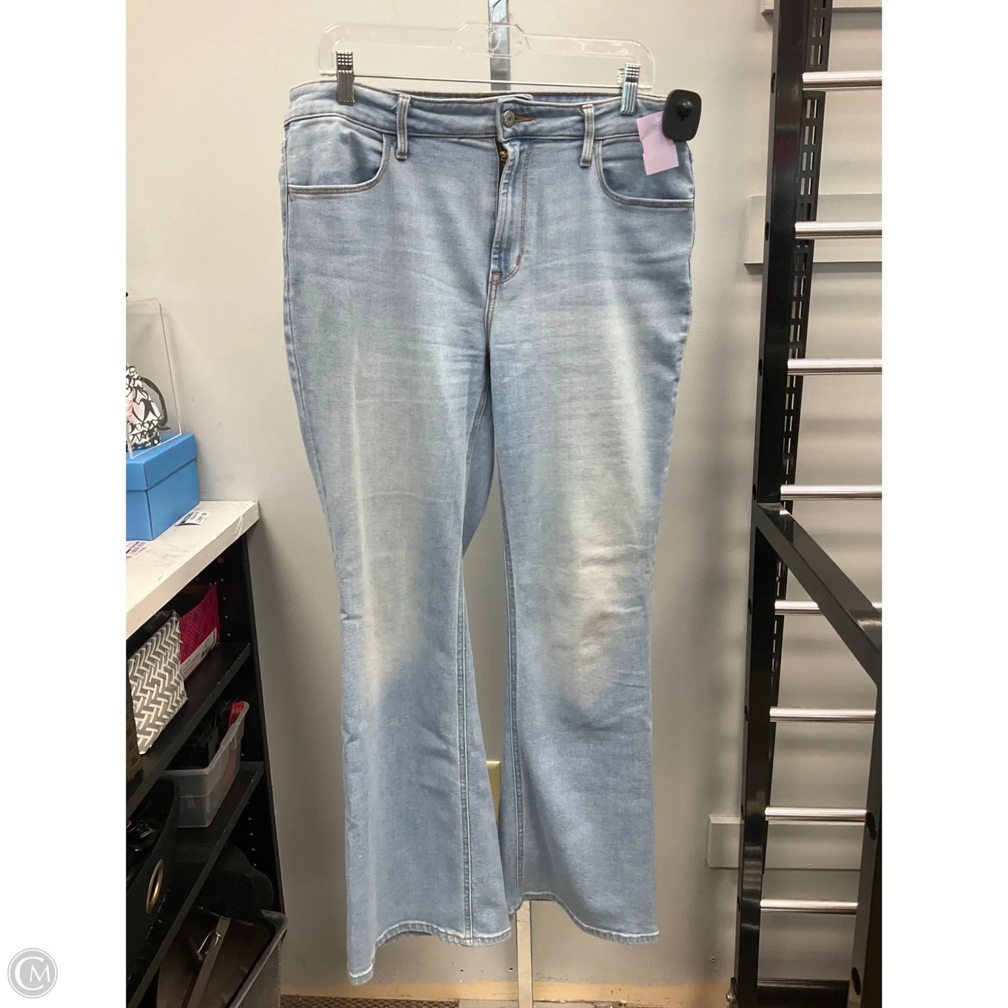 Jeans Flared By Old Navy In Blue, Size: 12